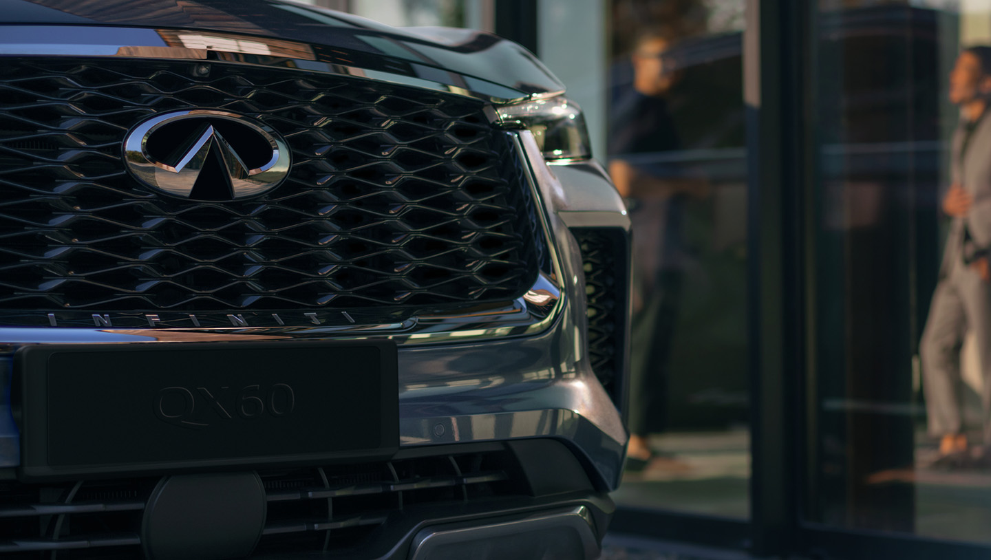 Close-up of the 2024 INFINITI QX80 7-8 passenger SUV front grille